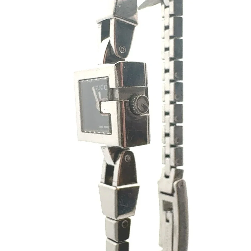 Vintage Gucci Mini G 102 Black Dial Stainless Steel Petite Ladies Wristwatch